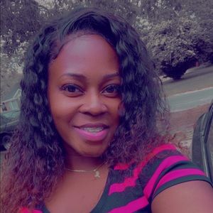 Meet your Posher, Tiffany